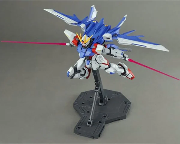 MG 1/100 MG 1/100 BUILD STRIKE GUNDAM FULL PACKAGE 7