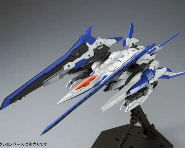 MG 1/100 00 XN RAISER 8
