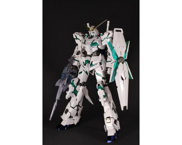 MG 1/100 UNICORN GUNDAM R/G TWIN FRAME TITANIUM FINISH 4