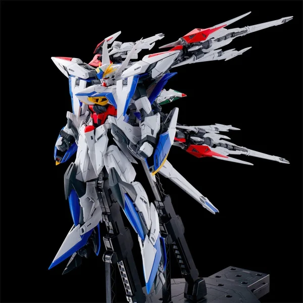 MG 1/100 MANEUVER STRIKER PACK FOR ECLIPSE GUNDAM 6