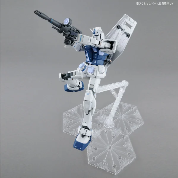 MG 1/100 GUNDAM RX-78-2 VER 3.0 (GUNDAM BASE COLOR) 7